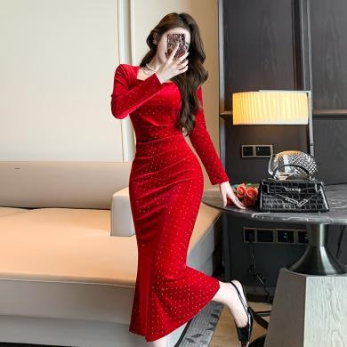 艾俪梧 新款新年红方领法式烫钻丝绒连衣裙气质包臀礼服裙5922