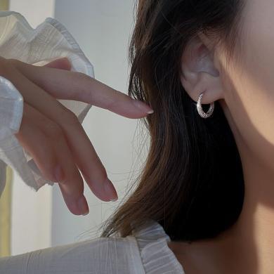 风下Hrfly S925银简约耳环 女夏季新款高级感波光粼粼耳扣耳钉 素耳圈耳饰品 礼盒包装