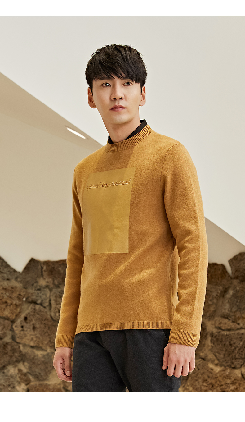 伏龙男装秋季韩版男士青年潮流时尚都市修身黄色休闲圆领毛衫fjr