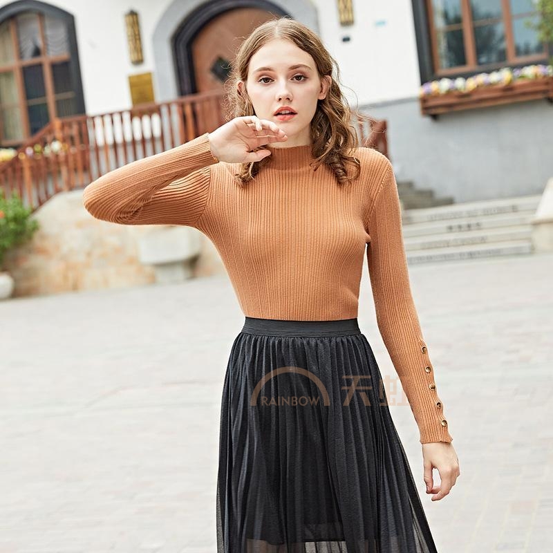 修允菲秋冬新款女装半高领弹力罗纹铆钉修身打底针织衫