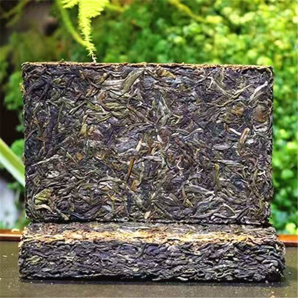 幽丛冰岛古树生茶云南普洱勐海生砖昔归茶叶250gzf001