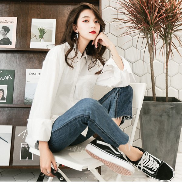 10新品 七格格17秋新款时尚口袋刺绣金属色纽扣装饰宽松方领衬衫女l